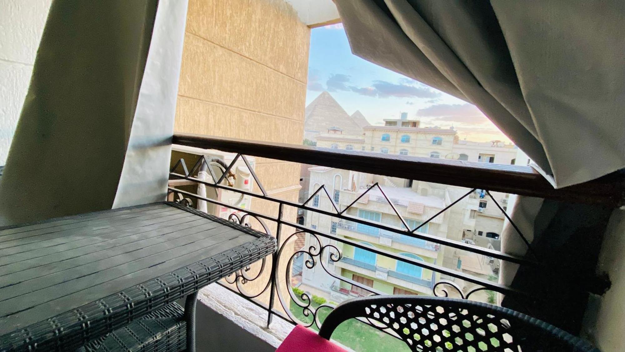 Oh Pyramids View Hotel Kafret el-Gabal Buitenkant foto